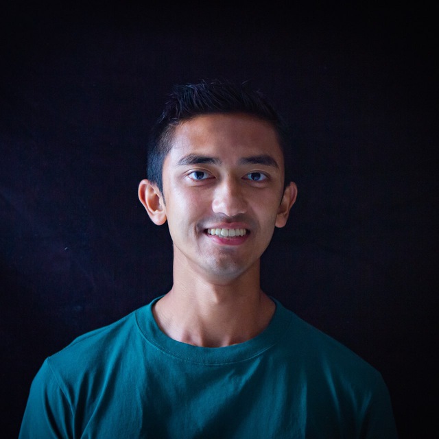 Navigation bar avatar